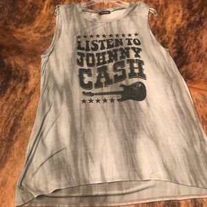 Johnny Cash tank size is large